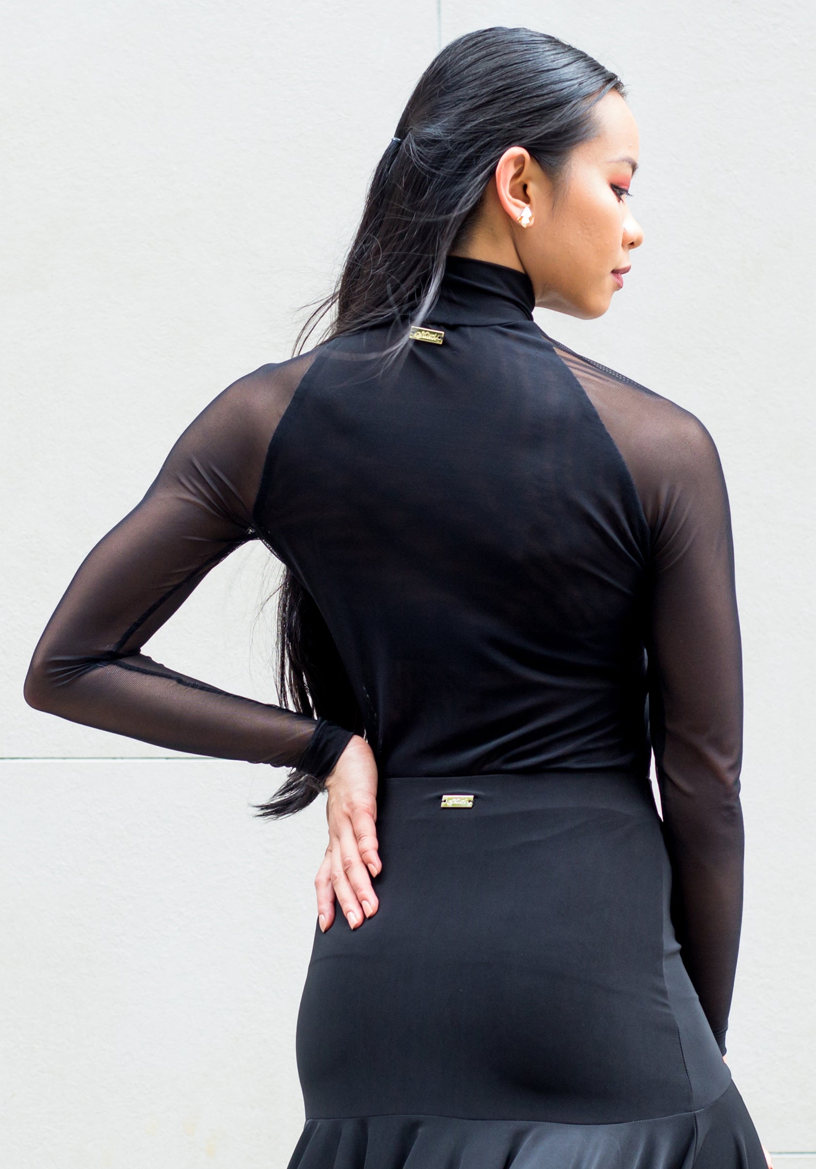 Kalen Turtleneck - Black Mesh